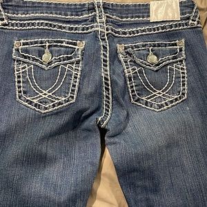 LA idol jeans